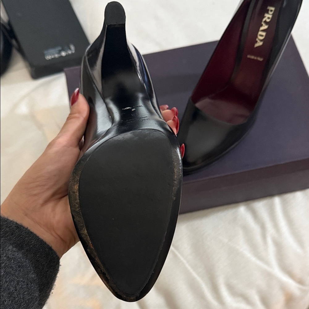 Prada Women's Classic Black Heels - Picture 5 of 8
